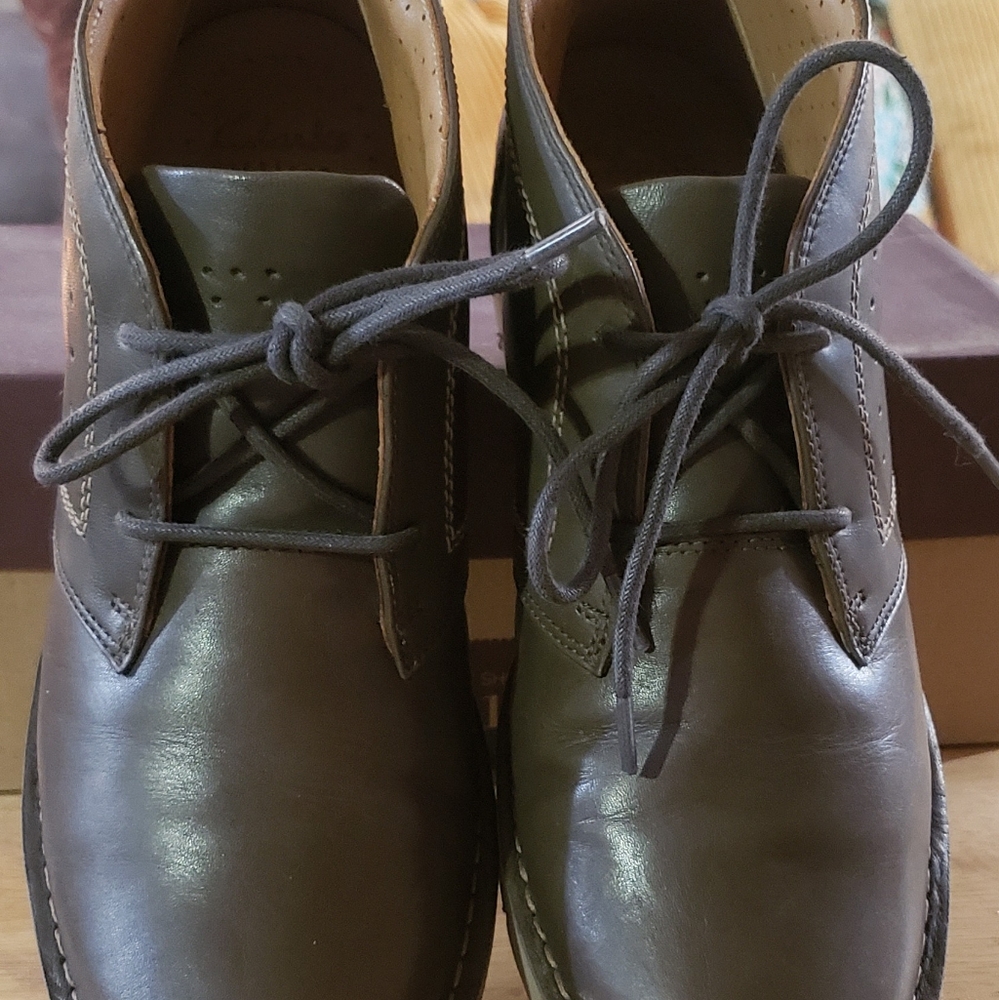 Clarks Brown Leather Worn Once